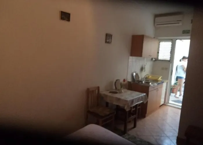 And With Parking Space - 13979 3* Makarska