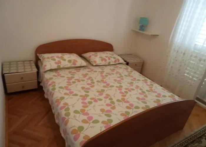 And With Parking Space - 13979