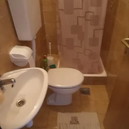 And With Parking Space - 13979 Penzion Makarská