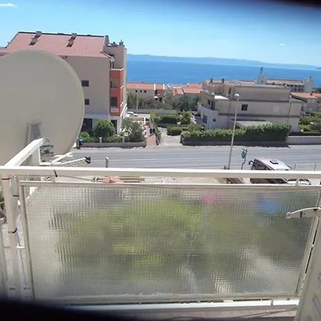 And With Parking Space - 13979 Penzion Makarská